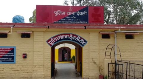 देवली , यहां दौलता के समीप स्थित एसआईडीके एग्रो इंडस्ट्री प्राइवेट लिमिटेड में चोरों ने बड़ी वार