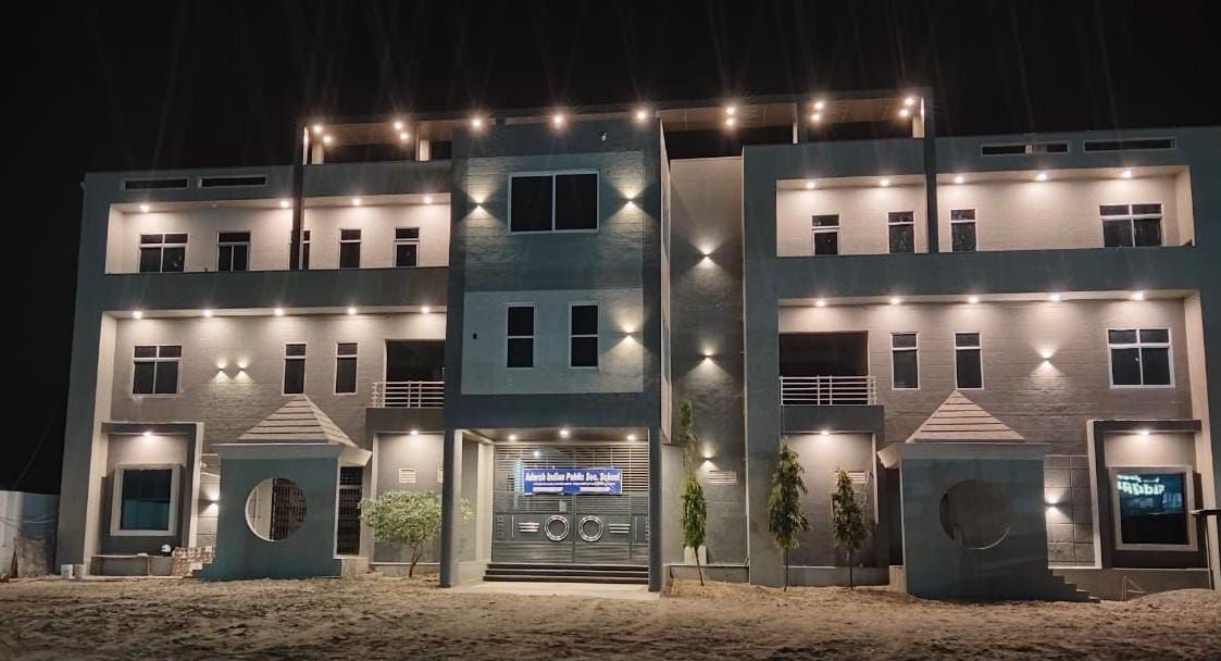 देवली,स्मार्ट बोर्ड से होगी पढ़ाई, एआईपीएस स्कूल में प्रवेश शुरू