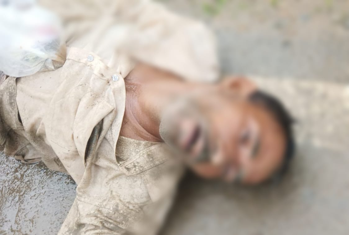 हनुमान नगर ,राष्ट्रीय राजमार्ग कोटा पर टीकड़ गांव के समीप एक व्यक्ति का शव शनिवार सुबह सड़क पर पड़