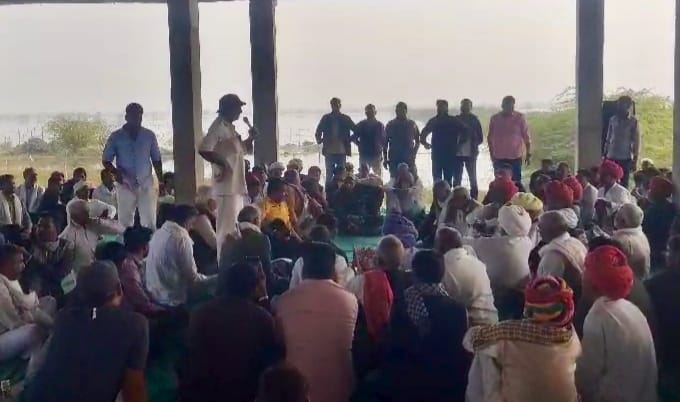 देवली ,बीसलपुर बांध की जल भराव क्षमता बढ़ाने और चंबल का पानी (ब्राह्मणी नदी) बनास नदी में डालने के �