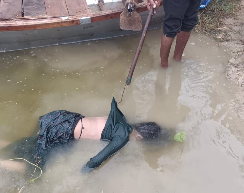 देवली ,बीसलपुर बांध क्षेत्र में सोमवार सुबह एक लापता महिला का शव तैरता हुआ मिला। मृतका की पहचान अ�