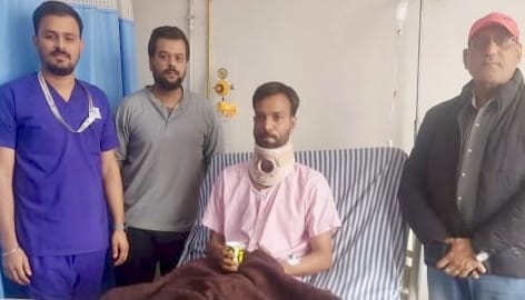 देवली ,जयपुर के मानसरोवर में पिछले दिनों हवा में तैरता हुआ सिंथेटिक चाइनीज पतंग का मांझा एक युवक �