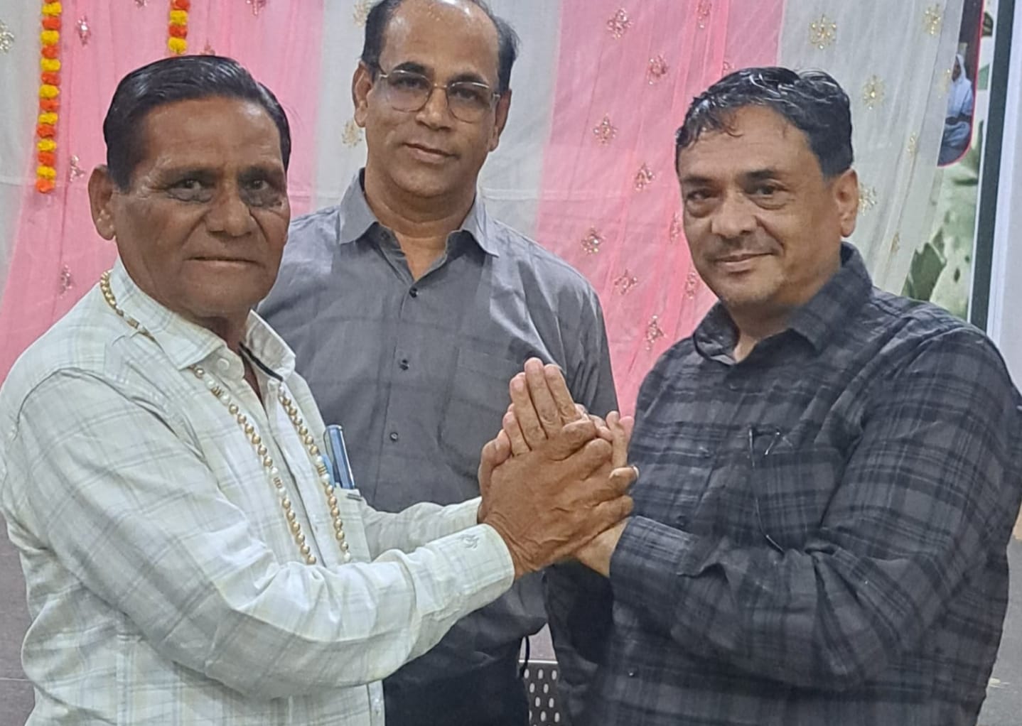 देवली , शहर के पटेल नगर स्थित श्री पार्श्वनाथ दिगम्बर जैन मंदिर के धर्मशाला परिसर में एक अप्रैल क�