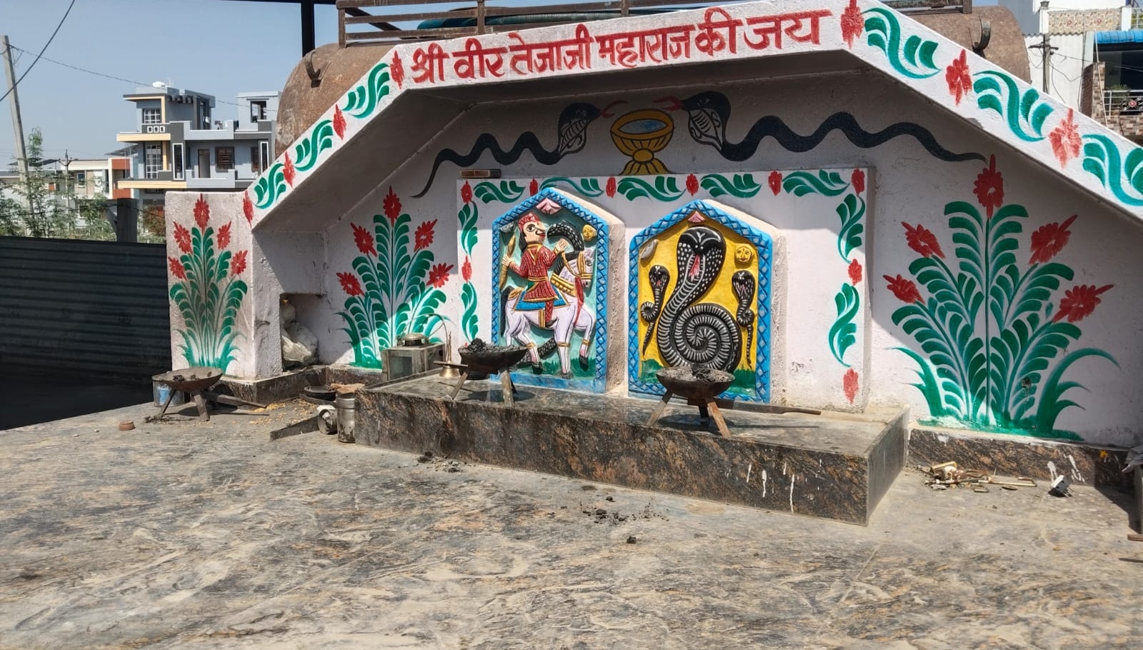 देवली ,हनुमान नगर शिवम आईटीआई के पास स्थित पुरानी धाम तेजाजी महाराज मंदिर पर इस वर्ष भी वार्षिक व�