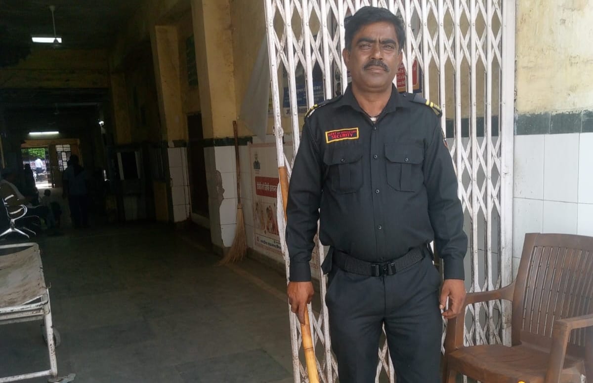 देवली,चिकित्सालय देवली में सुरक्षा व्यवस्था, तैनात किए सुरक्षा गार्ड