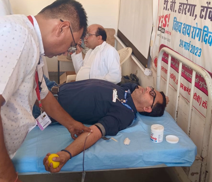 देवली में रक्तदान शिविर, 34 यूनिट रक्तदान एकत्रित हुआ