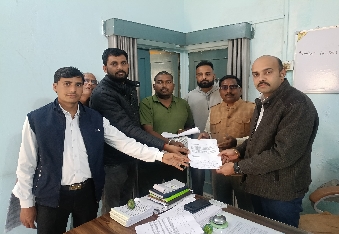 देवली ,नगर पालिका क्षेत्र से वर्तमान की एक किलोमीटर की परिधि क्षेत्र की खसरा भूमि को पालिका सीमा 