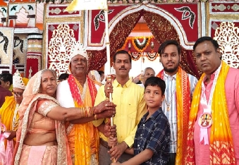 देवली संसार से मुक्ति चक्र में मोह सबसे बड़ी बाधा है। जिसके भी मोह रूपी चश्मा चढ़ जाता है वह भ्रम व