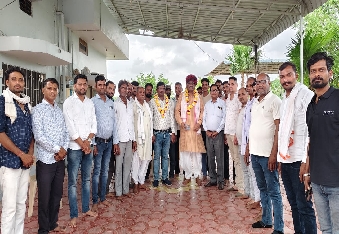 देई,भाजपा मण्डल अध्यक्ष मोतीशंकर धाकड़ ने पूर्व कृषि मंत्री डॉ. प्रभुलाल सैनी से लिया मार्गदर्श