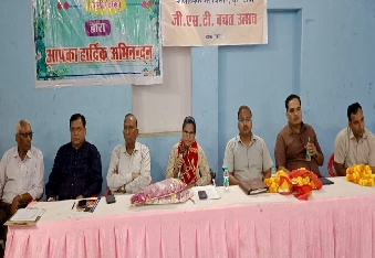 देवली , श्री व्यापार महासंघ के तत्वावधान में रविवार शाम देवली में जीएसटी सेमिनार आयोजित की गई। 