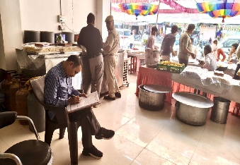 देवली ,शुद्ध आहार, मिलावट पर वार अभियान के तहत रविवार को मुख्य चिकित्सा एवं स्वास्थ्य अधिकारी डॉ. 