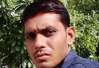 देवली ,राष्ट्रीय राजमार्ग कोटा पर स्थित टीकड़ गांव के समीप बुधवार रात एक अज्ञात वाहन की टक्कर से 30 