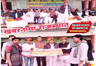 देवली नगर पालिका परिसर में राज्य सरकार के दो वर्ष पूर्ण होने पर संचालित विकास रथ अभियान का गुरुवा