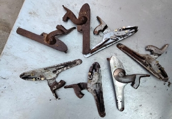 जिला पुलिस अधीक्षक राजेश कुमार मीणा के निर्देशन में जिला स्पेशल टीम (DST) ने शुक्रवार को बड़ी कार्र�