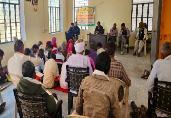 देवली,पनवाड़ ग्राम पंचायत मुख्यालय पर शुक्रवार को नेशनल मिशन ऑन एडिबल ऑयल (तिलहन) योजना के अंतर्ग