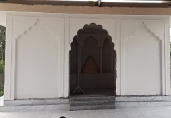 देवली , दूनी कस्बे में राजकीय कन्या महाविद्यालय के सामने श्याम परिवार द्वारा नवनिर्मित खाटू श्य�