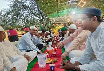 देवली , माहे रमजान अब अपने अंतिम पड़ाव की ओर अग्रसर है, लेकिन शहर में रोजा इफ्तार पार्टियों का उत्स