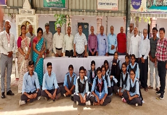 देवली ,​जनसेवा समिति देवली के तत्वावधान में मंगलवार को पीएम श्री सीनियर हायर सेकेंडरी स्कूल देव�