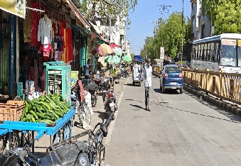 देवली , शहर के मुख्य बाजार में अब वाहन चालकों और राहगीरों को ट्रैफिक जाम से काफी हद तक निजात मिलने �
