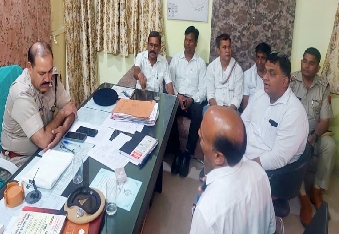 देवली,अधिवक्ता से मारपीट मामला: आखिर समाप्त हुआ वकीलों का धरना,पुलिस ने निष्पक्ष जांच का दिया आश्