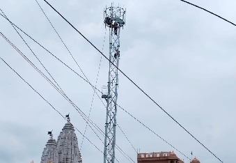 देवली,कॉलोनी में मोबाइल टावर लगाने के विरोध में सौंपा ज्ञापन