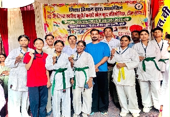 देवली के खिलाड़ियों का धमाकेदार प्रदर्शन! जिला स्तरीय प्रतियोगिता में 17 मेडल जीतकर रचा इतिहास