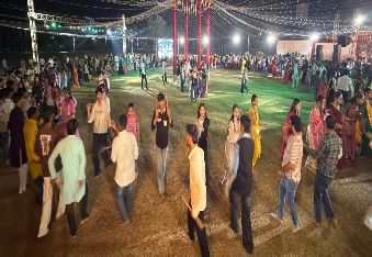 डांडिया महोत्सव, आयोजन के साथ विजेताओं को किया पुरस्कृत